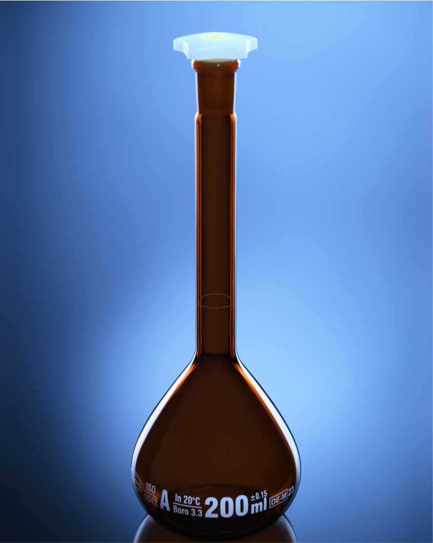 Glassco Class A Amber Volumetric Flask with PE Stopper